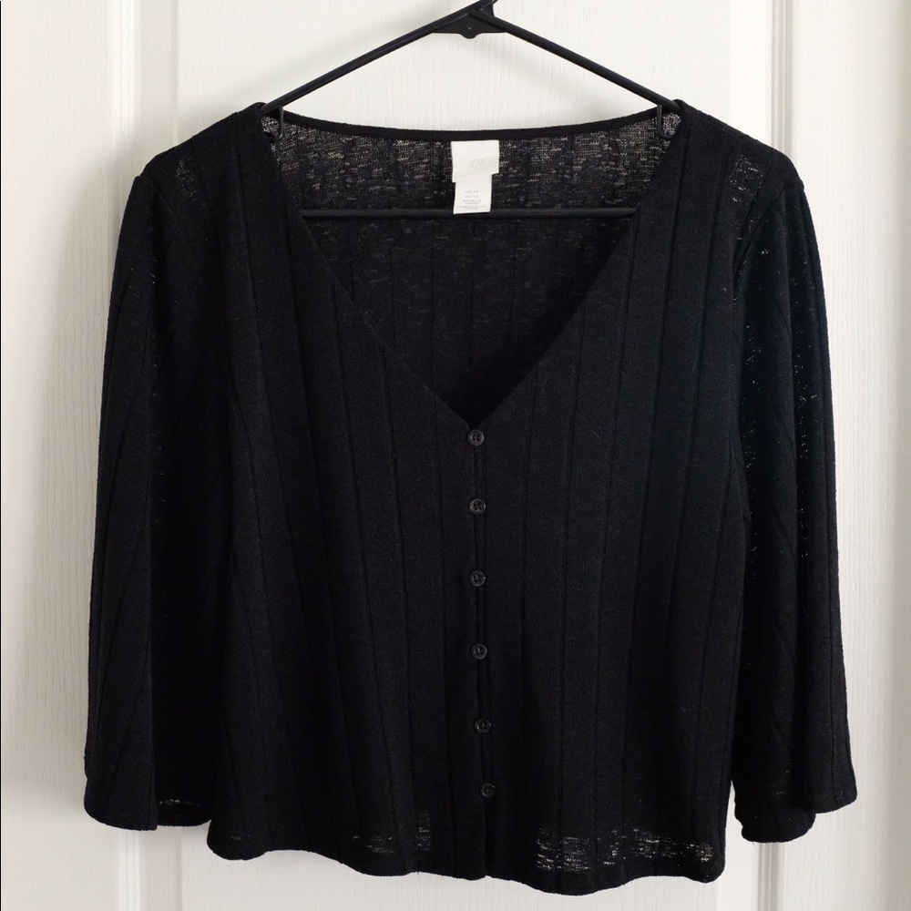 H&M Black v-neck top.